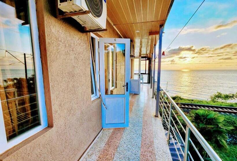 پانسیون Guest House Nona