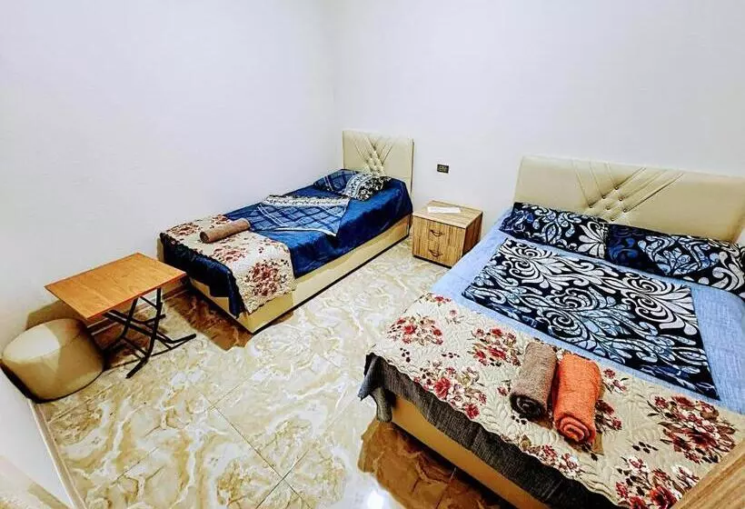 پانسیون Guest House Nona