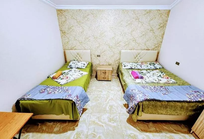 پانسیون Guest House Nona