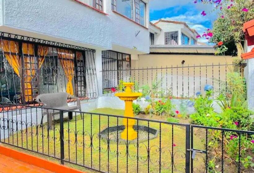 پانسیون Habitación Amplia En Bogota