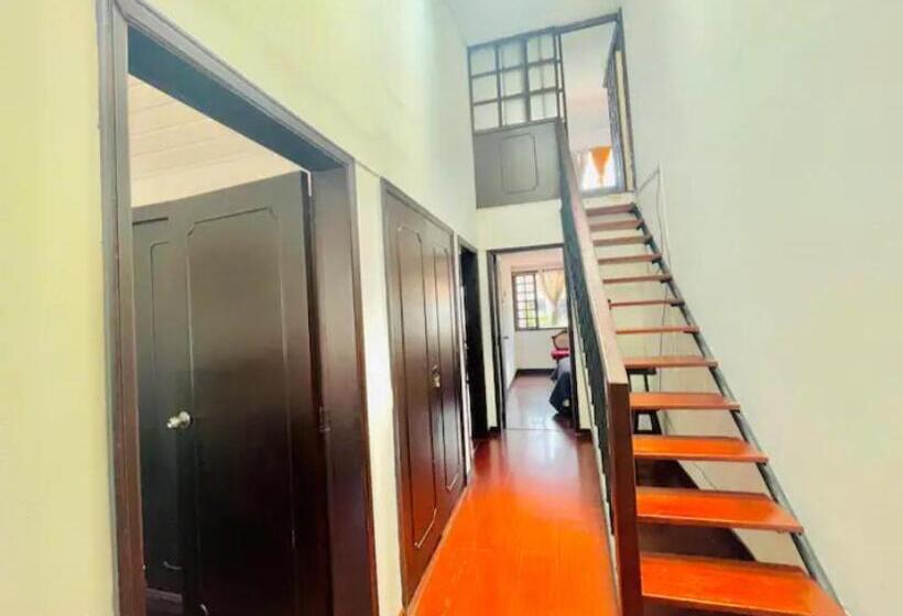 پانسیون Habitación Amplia En Bogota