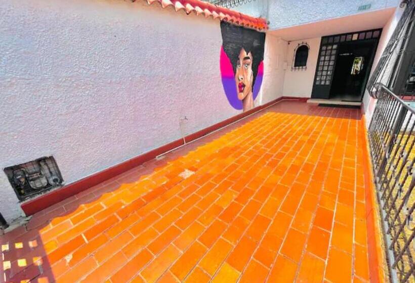 پانسیون Habitación Amplia En Bogota