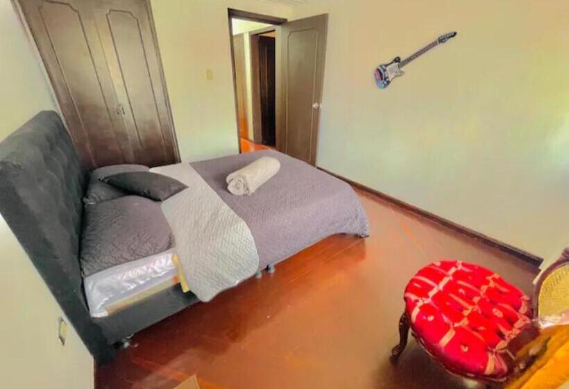 پانسیون Habitación Amplia En Bogota