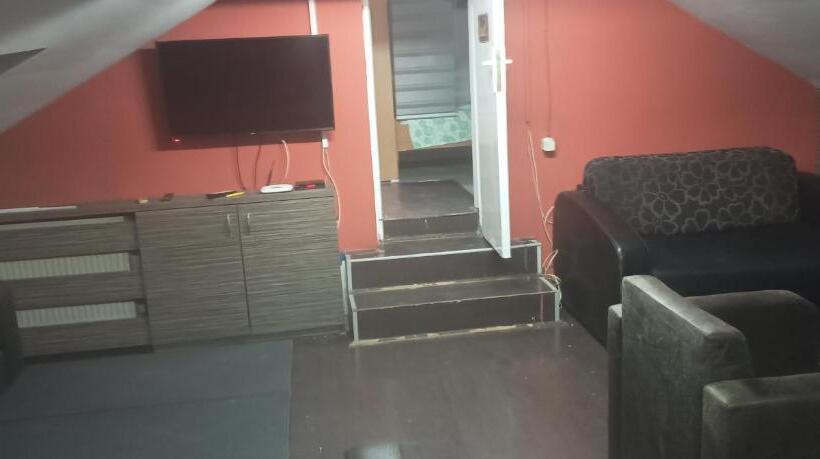 پانسیون Janjak