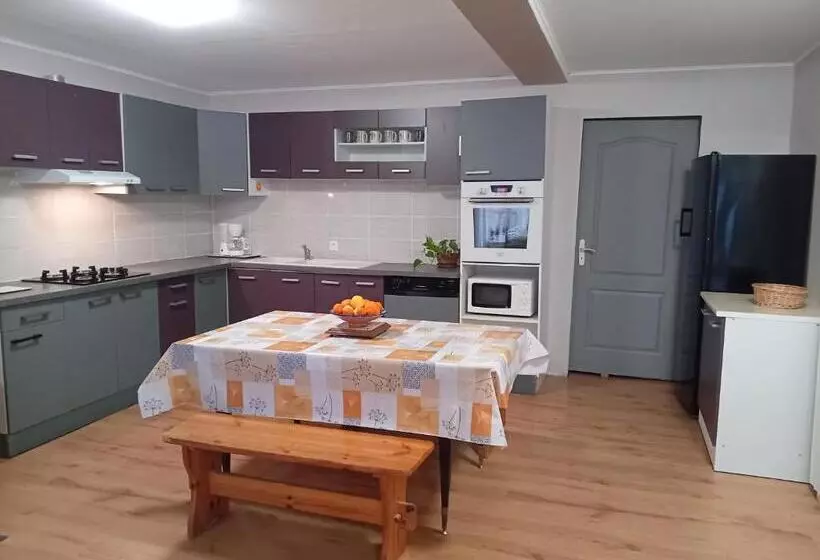 Majatalo La Bergerie De Lavernhe