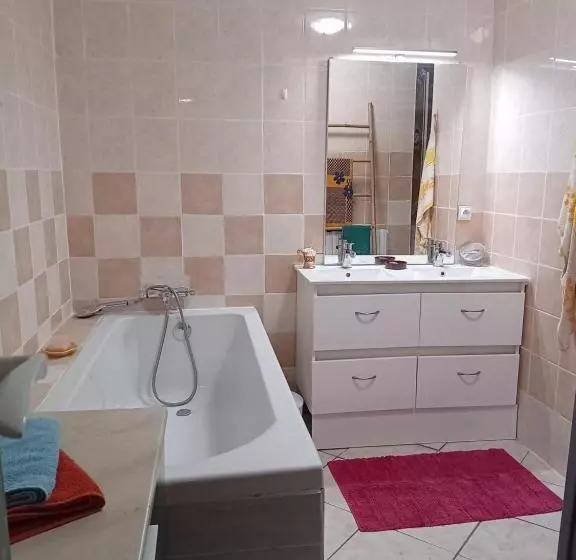 Majatalo La Bergerie De Lavernhe