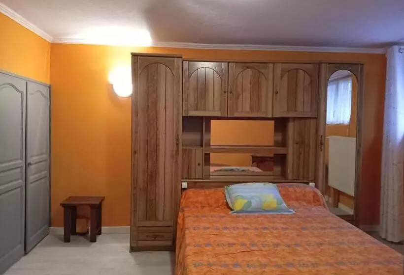 Majatalo La Bergerie De Lavernhe