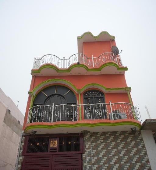 펜션 Raj Residency