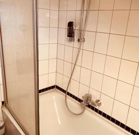 بنسيون Stay Inn Central Station