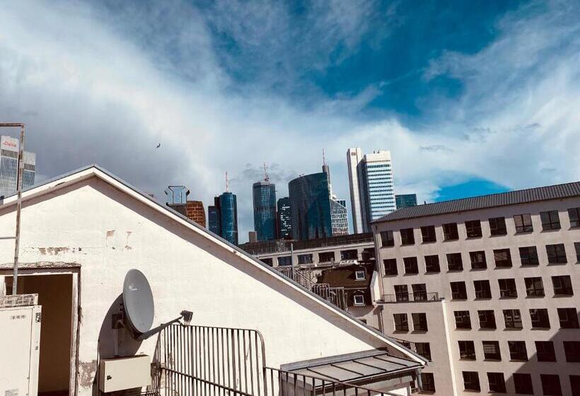 بنسيون Stay Inn Central Station