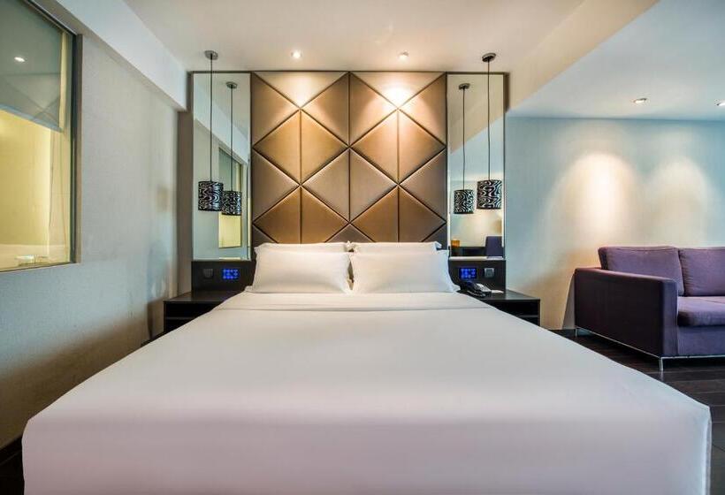 Victoria Hotel Foshan Ancestral Temple Subway Station