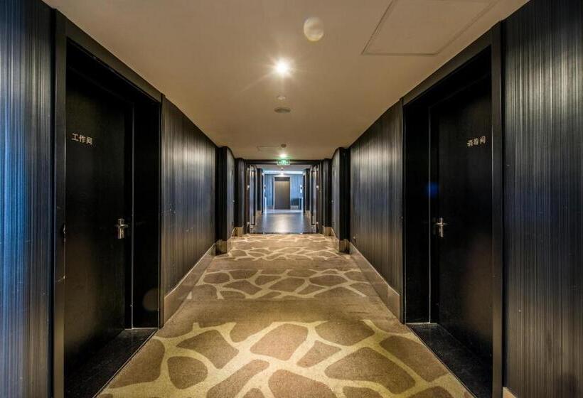 Victoria Hotel Foshan Ancestral Temple Subway Station