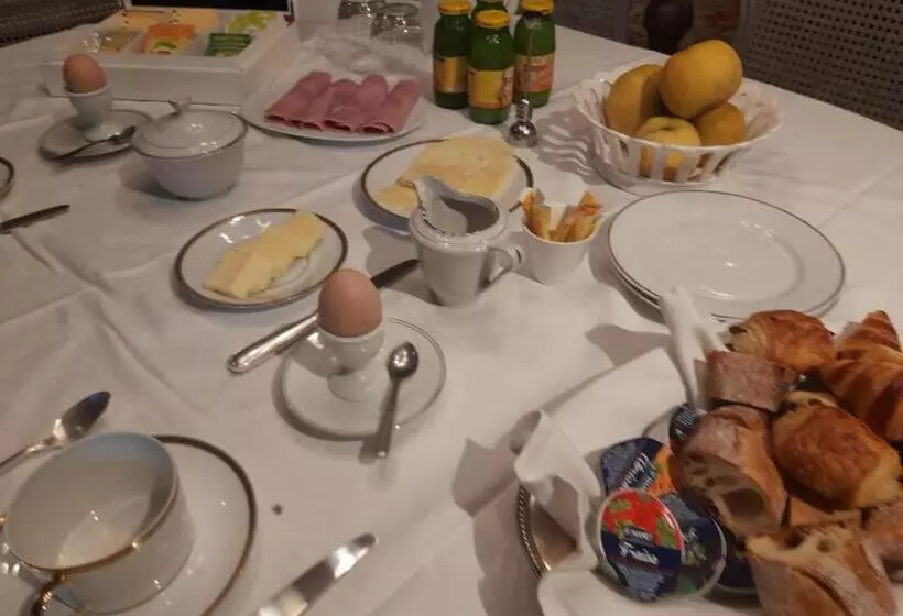 Aamiaismajoitus (B&B) Chambre D Hôtes Dans Un Moulin Du 16ème