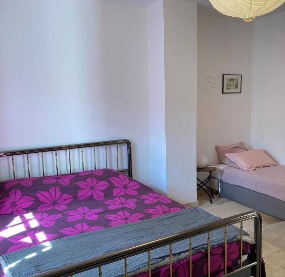 تختخواب و صبحانه Chambres Indépendantes En Plein Centre Historique