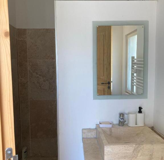 تختخواب و صبحانه Chambres Indépendantes En Plein Centre Historique