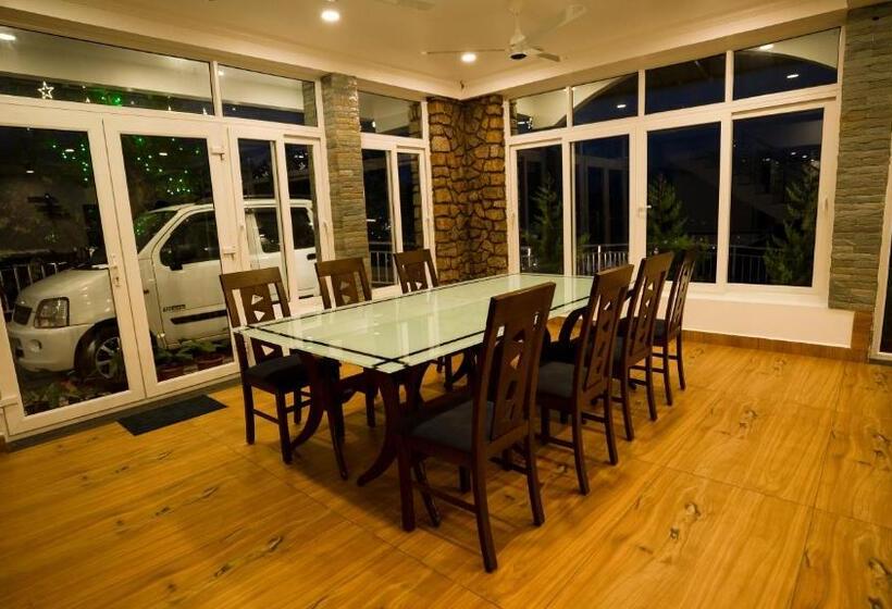 ホテル Carmel Top Munnar