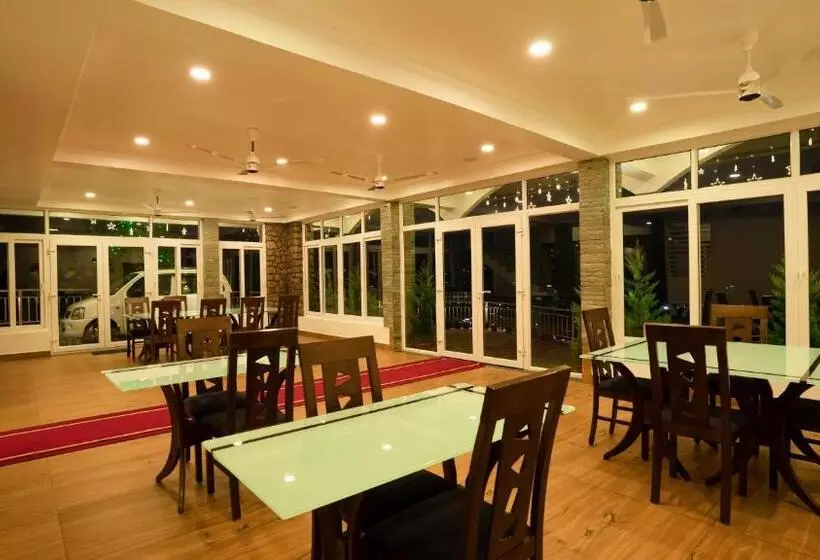 هتل Carmel Top Munnar