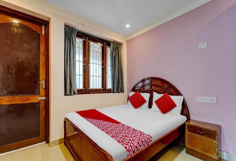 ホテル Oyo Dev Holiday Homestay