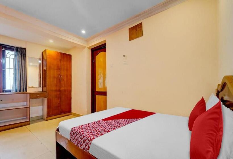 ホテル Oyo Dev Holiday Homestay