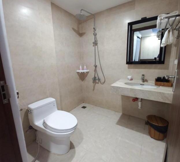 May Hotel Night Market Phu Quoc