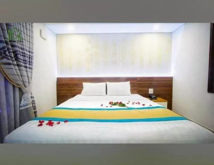 May Hotel Night Market Phu Quoc
