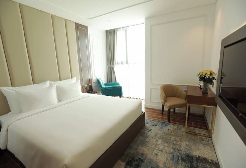 Oyster Bay Hotel Vung Tau