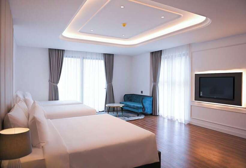 Oyster Bay Hotel Vung Tau