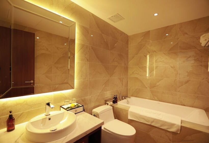 Oyster Bay Hotel Vung Tau