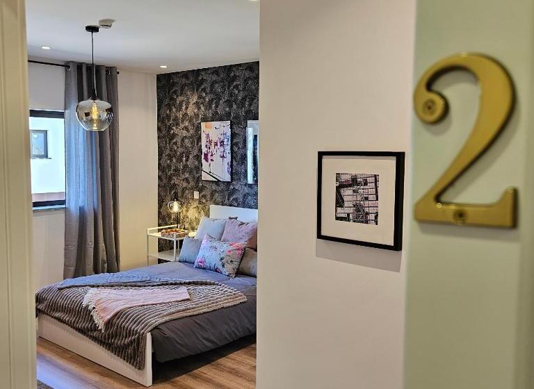 بنسيون 7min To Uni Sé Velha Ac Work Desk 300mbs Wifi