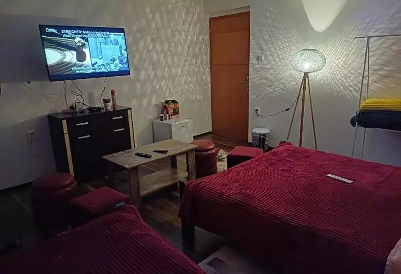 پانسیون Himber Rooms
