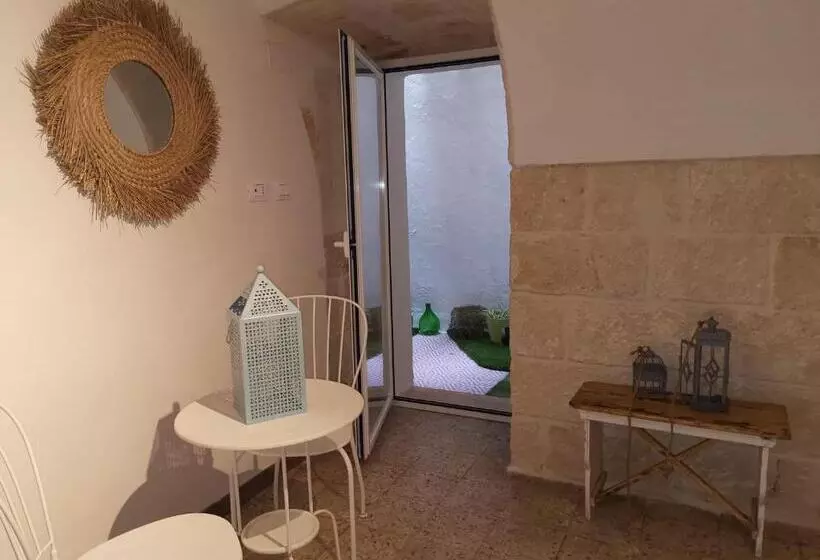 پانسیون Indelli Holiday Rooms   Il Sottano