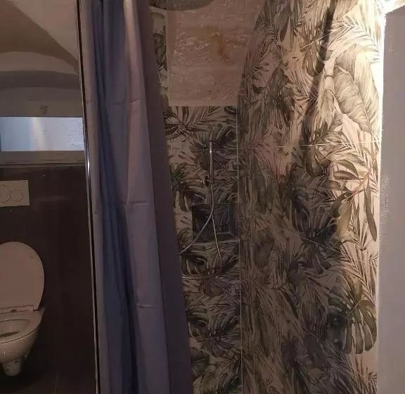 پانسیون Indelli Holiday Rooms   Il Sottano