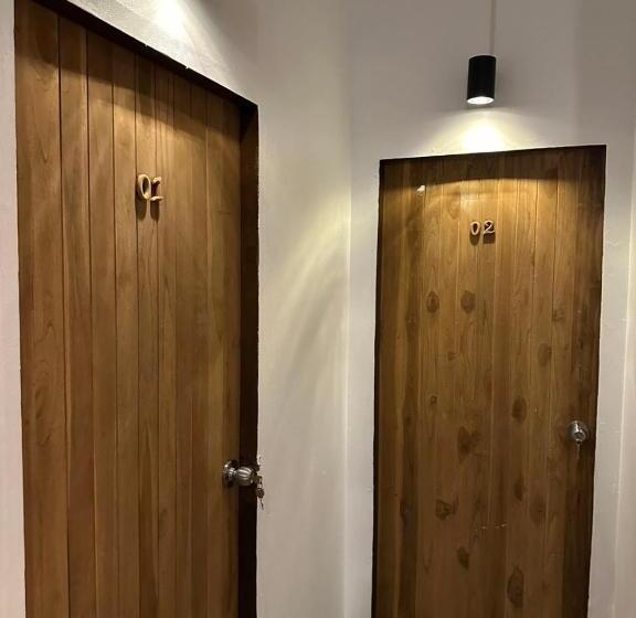 Thai Siwilai Hostel By Tcd