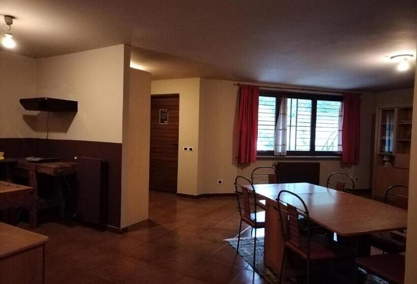 צימר Camera Viadelgolf 41