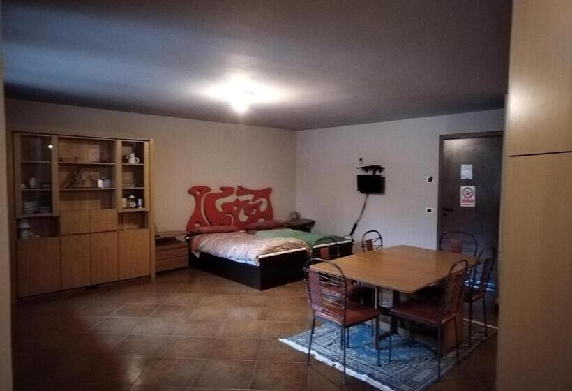 צימר Camera Viadelgolf 41