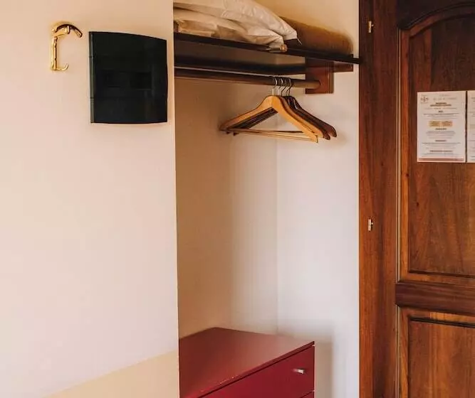 Aamiaismajoitus (B&B) Arciduca Charming House Room & Breakfast