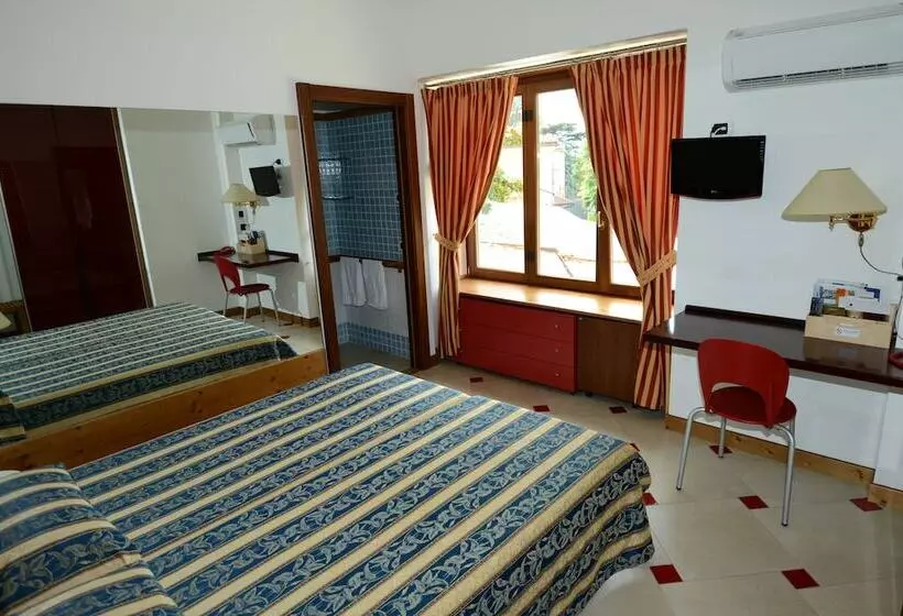 Aamiaismajoitus (B&B) Arciduca Charming House Room & Breakfast