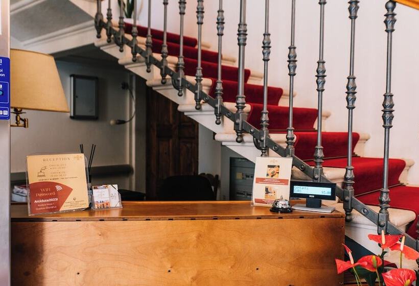 مبيت وإفطار Arciduca Charming House Room & Breakfast