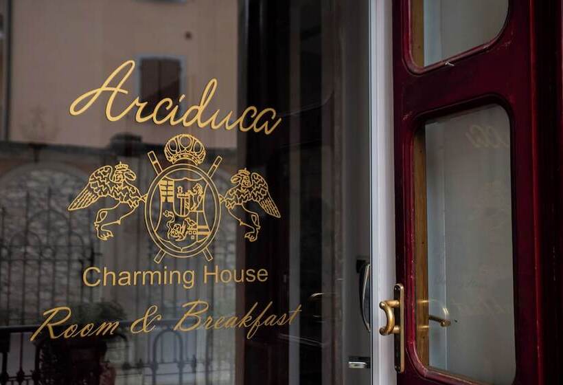 مبيت وإفطار Arciduca Charming House Room & Breakfast