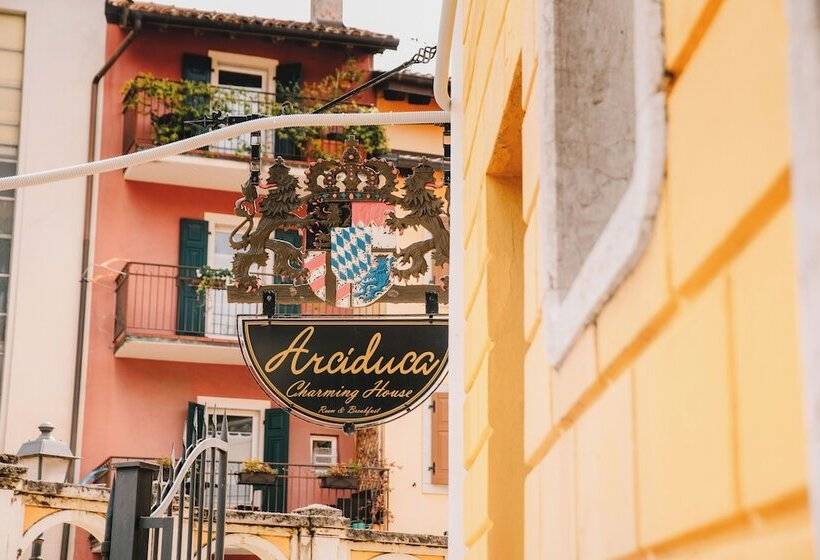 مبيت وإفطار Arciduca Charming House Room & Breakfast