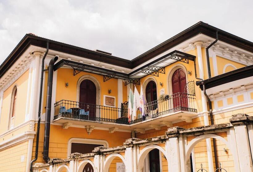 مبيت وإفطار Arciduca Charming House Room & Breakfast