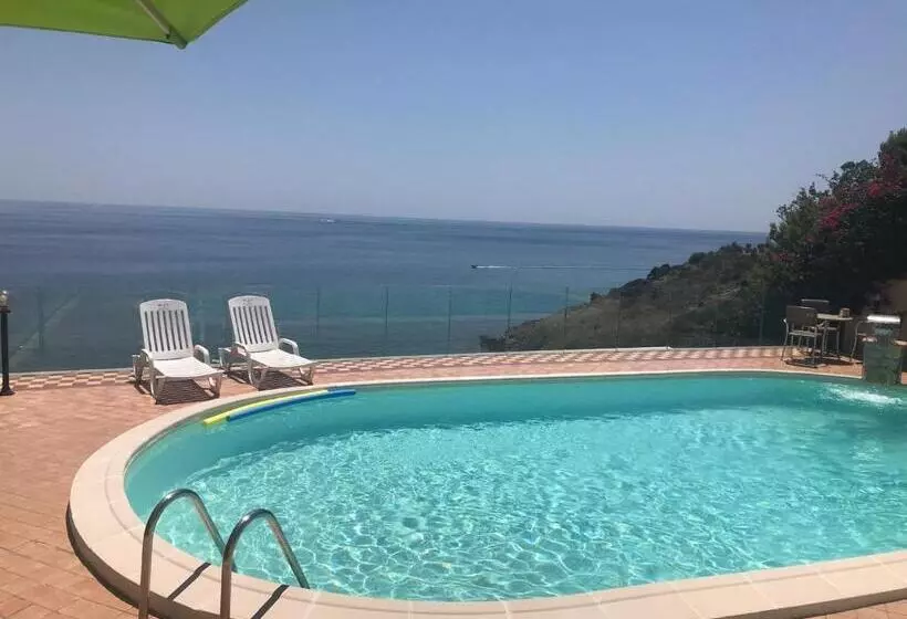 Aamiaismajoitus (B&B) Casa Elvira