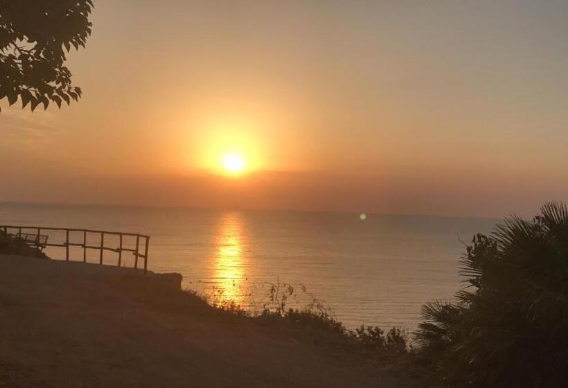 تختخواب و صبحانه Casa Elvira