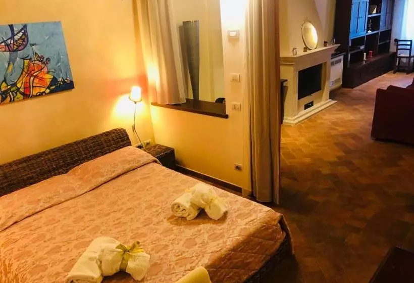 تختخواب و صبحانه La Dimora Nel Corso
