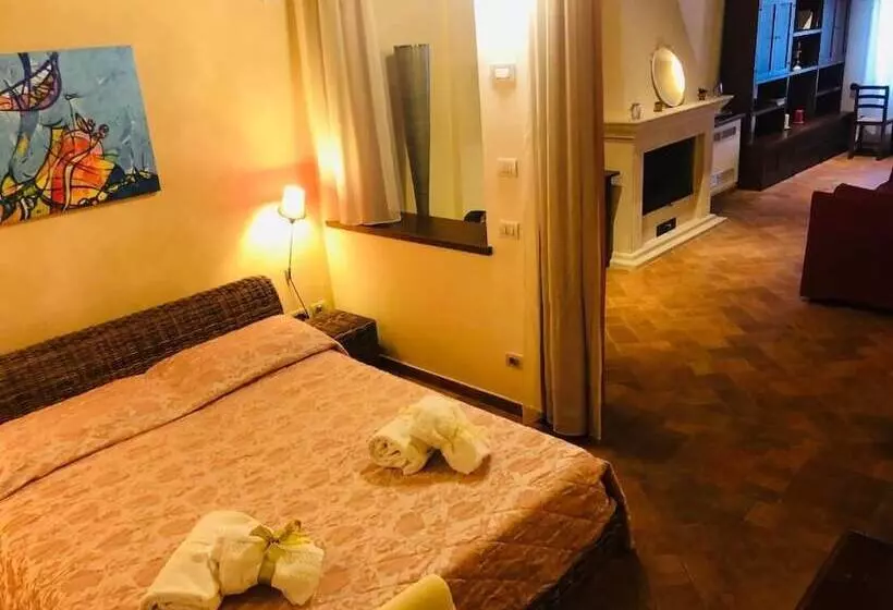 تختخواب و صبحانه La Dimora Nel Corso