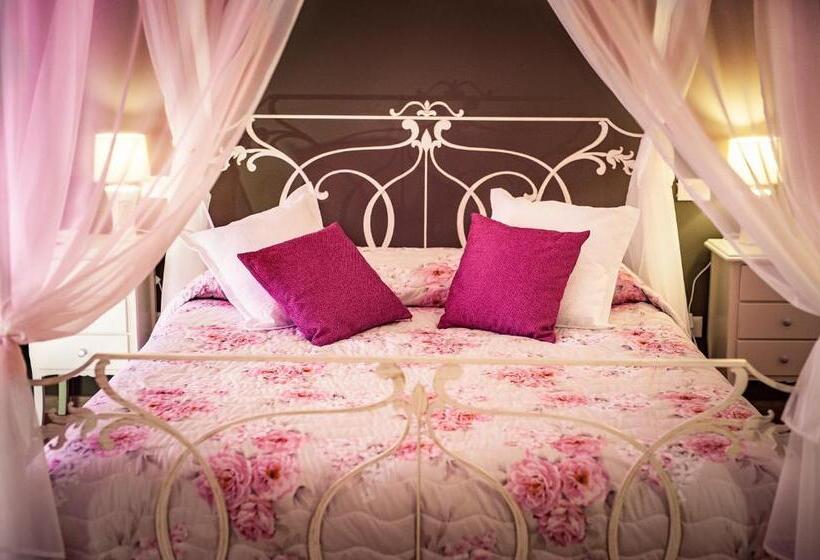 مبيت وإفطار La Rocchetta