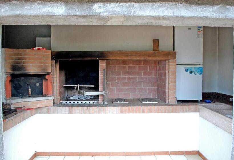 مبيت وإفطار Madonna del Poggio