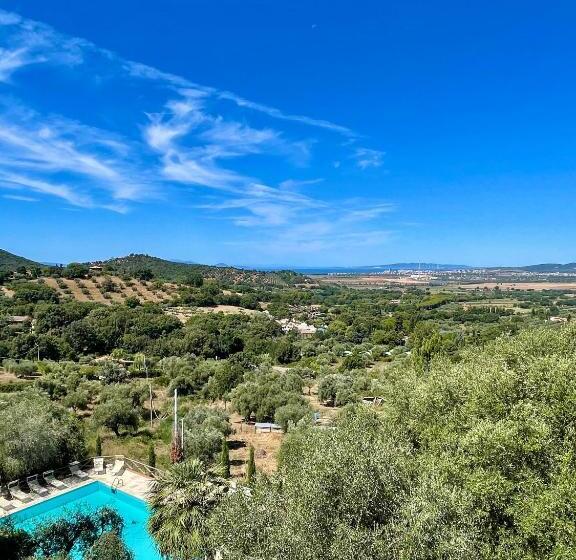 مبيت وإفطار Madonna del Poggio