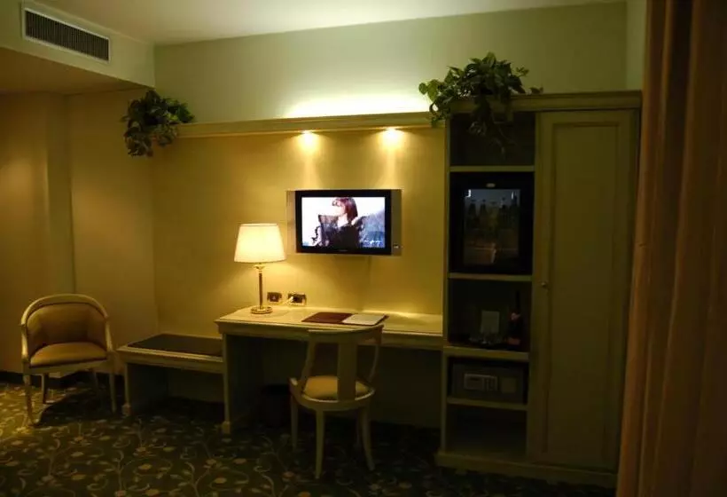 Hm Motel