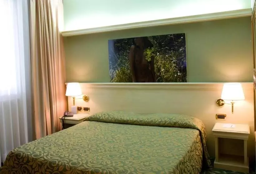Hm Motel